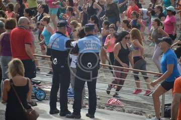 La Policía Local impide la instalación de chiringuitos en la avenida de Melenara pese al permiso verbal del alcalde (Foto TA)